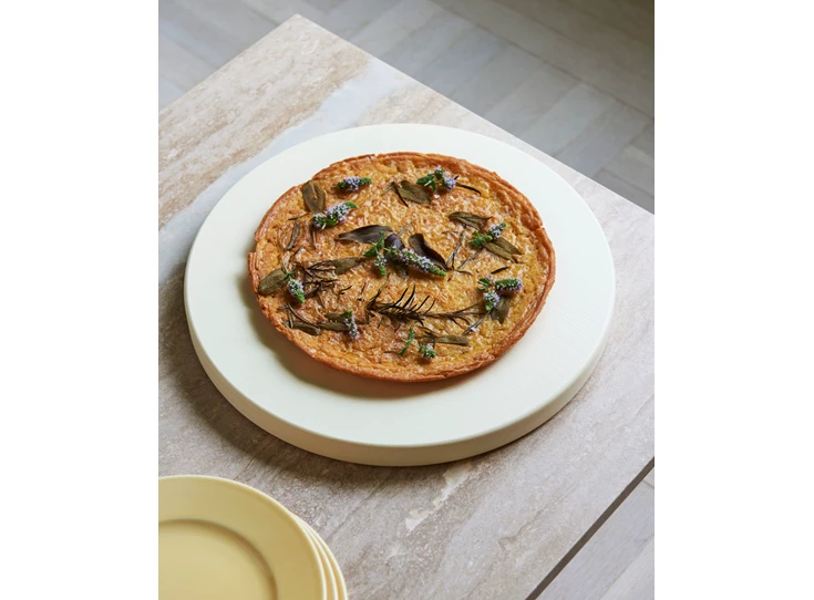 Hay-Chopping-Board-snijplank-D34cm-off-white