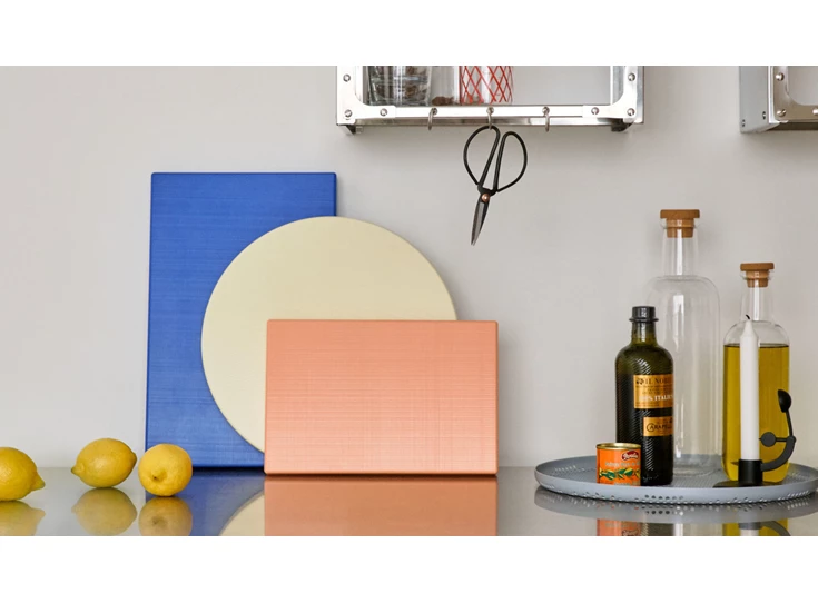 Hay-Chopping-Board-snijplank-D34cm-off-white