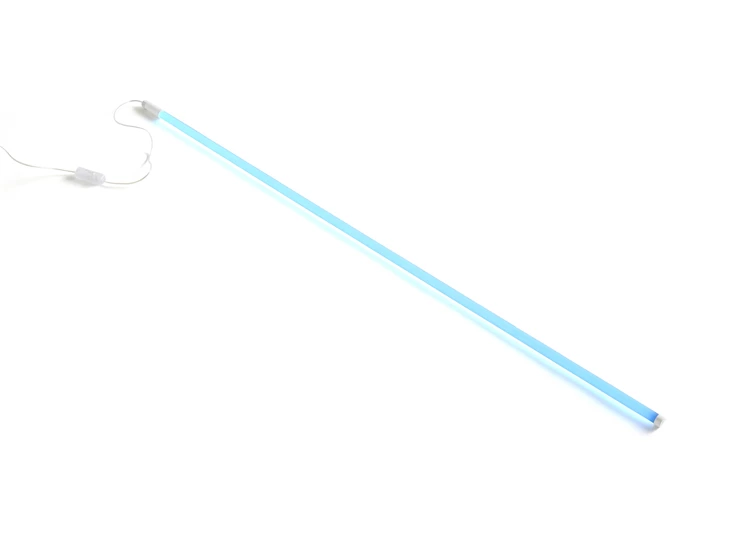 Hay-Neon-Tube-Led-ledlicht-L120cm-D16cm-ice-blue