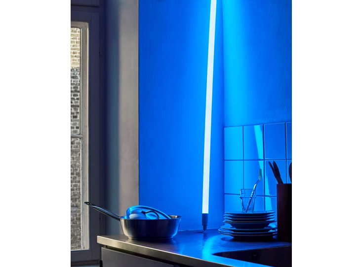 Hay-Neon-Tube-Led-ledlicht-L150cm-D25cm-ice-blue