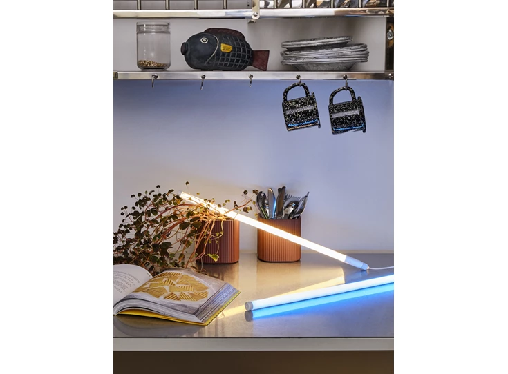 Hay-Neon-Tube-Led-ledlicht-L50cm-D16cm-warm-white