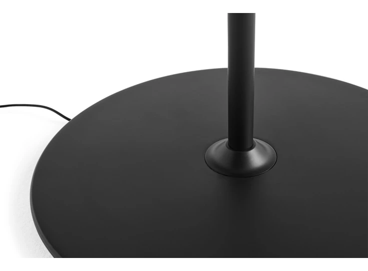 Hay-Pao-vloerlamp-D47-H130-soft-black