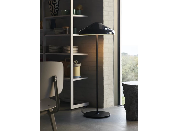 Hay-Pao-vloerlamp-D47-H130-soft-black