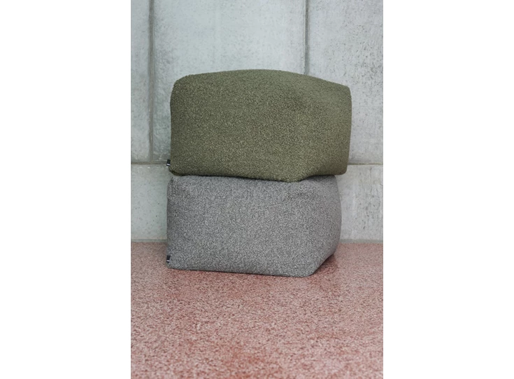 Hay-Pouf-Snug-59x59cm-H40cm-olive