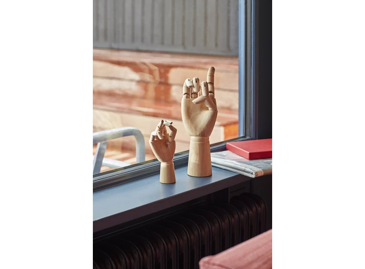 Hay-Wooden-Hand-S-135cm