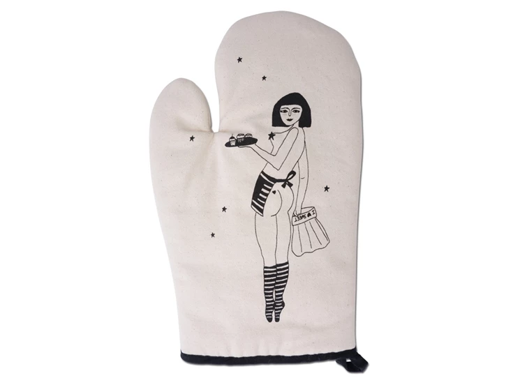 Helen-B-ovenwant-pin-up-cake-girl