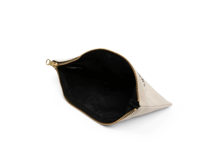 Helen-B-pennenzak-plat-small-bad-ass-club