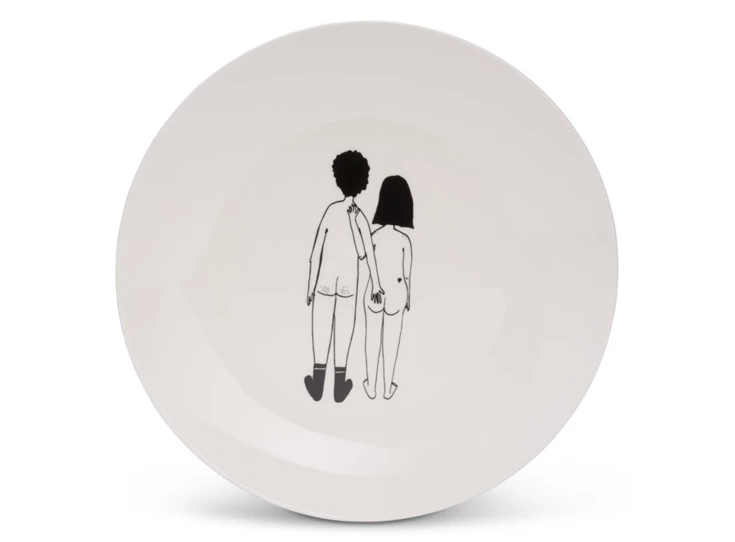 Helen-B-plat-bord-naked-couple