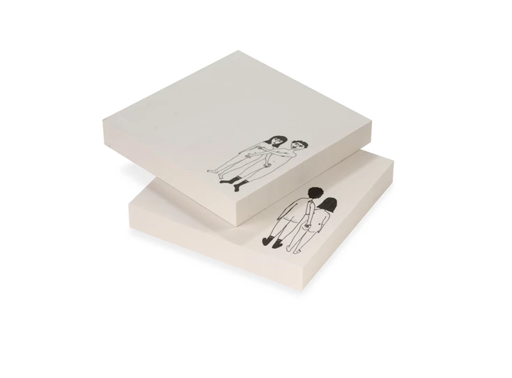 Helen-B-sticky-notes-set-van-2-naked-couple-back-naked-couple