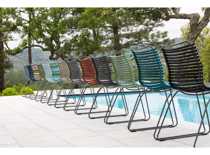 Houe-Click-stoel-met-armleuning-in-bamboo-zitting-zwart