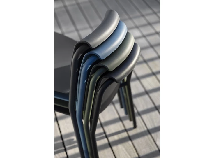 Houe-Nami-stoel-zwart