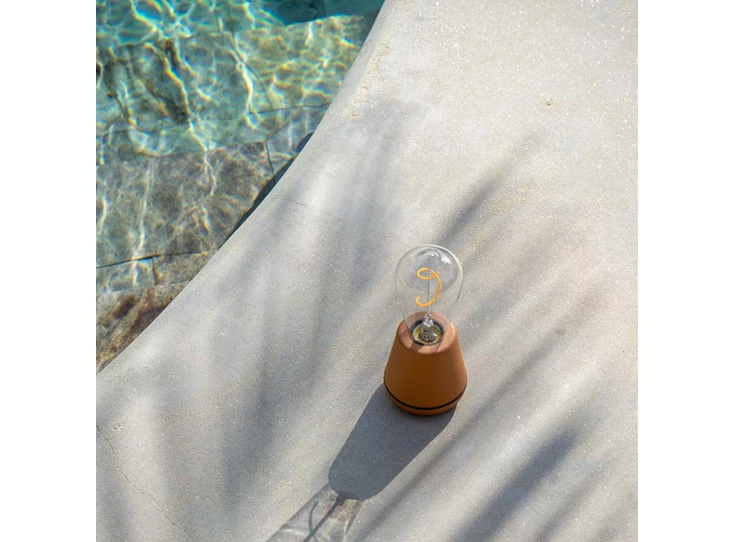 Humble-One-Table-Light-outdoor-cinnamon