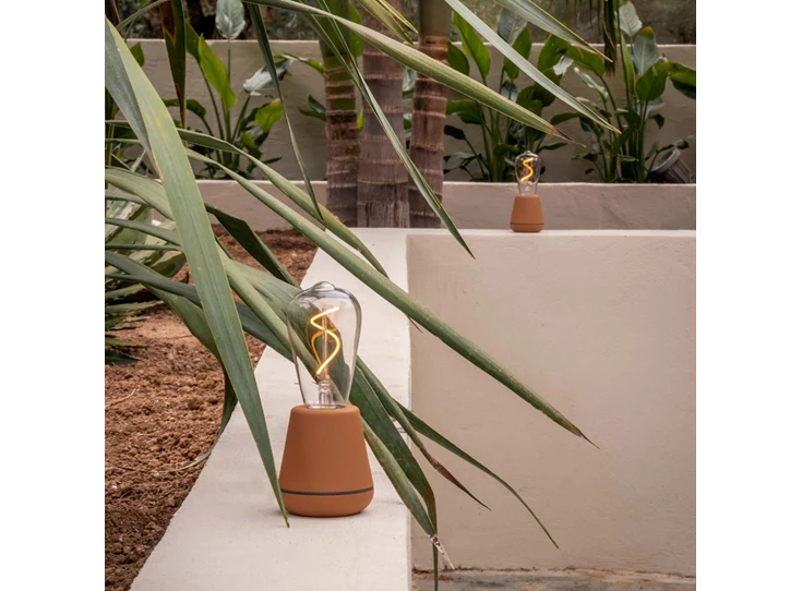 Humble-One-Table-Light-outdoor-cinnamon