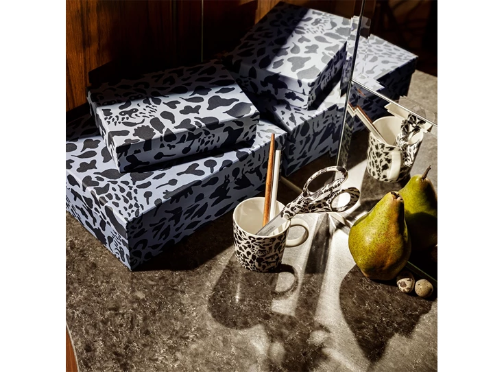 Iittala-Oiva-Toikka-Collect-universele-schaar-cheetah-zwart-wit