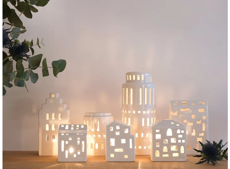 Kahler-Urbania-Lighthouse-gallerie-185x12x105cm-wit