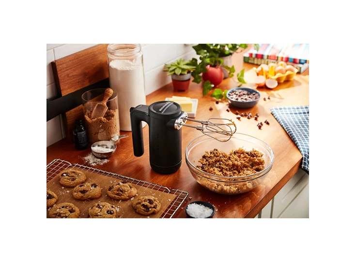 Kitchenaid-draadloze-handmixer-5KHMB732-mat-zwart