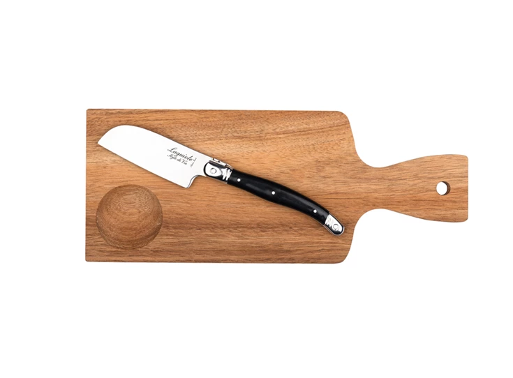 Laguiole-Style-de-Vie-santoku-kaasmes-met-serveerplank-acacia