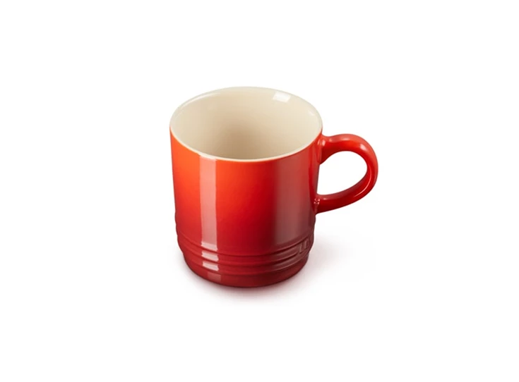 Le-Creuset-aardewerk-koffiebeker-02L-kersenrood