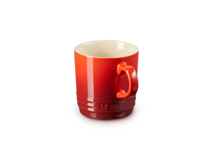 Le-Creuset-aardewerk-koffiebeker-02L-kersenrood