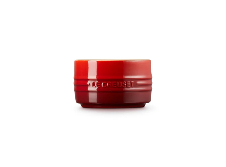 Le-Creuset-aardewerk-ramekin-stapelbaar-02L-kersenrood