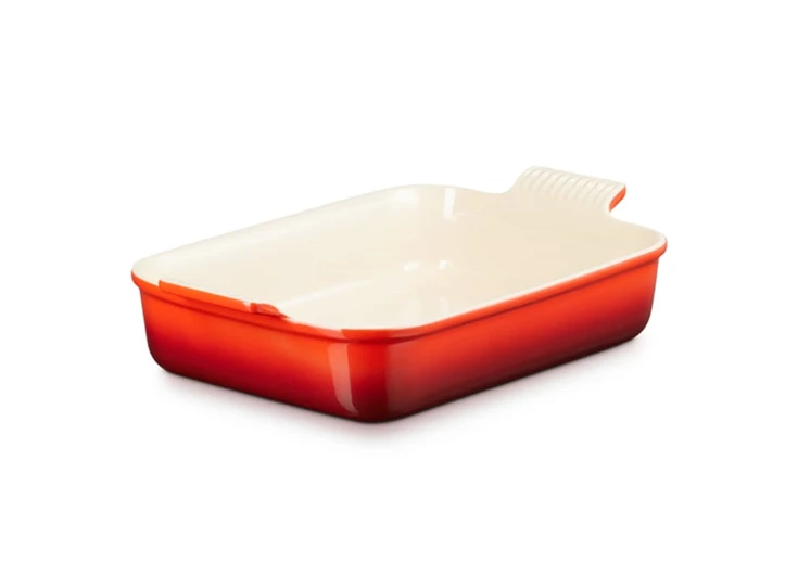 Le-Creuset-aardewerk-rechthoekige-ovenschotel-32cm-4L-kersenrood