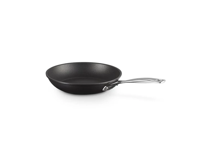 Le-Creuset-anti-aanbak-bakpan-22cm