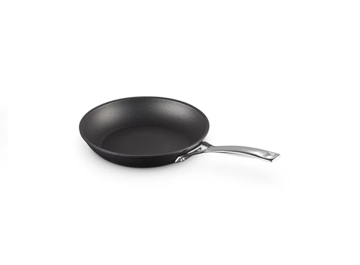 Le-Creuset-anti-aanbak-bakpan-22cm