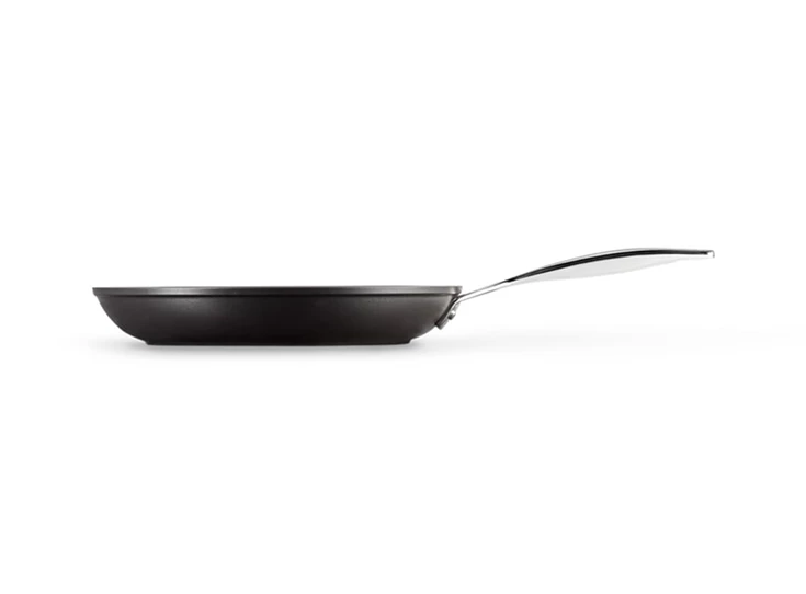 Le-Creuset-anti-aanbak-bakpan-28cm