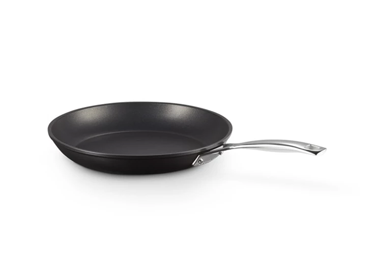 Le-Creuset-anti-aanbak-bakpan-30cm