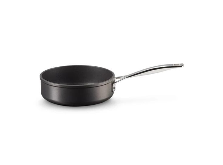 Le-Creuset-anti-aanbak-sauteerpan-met-rechte-rand-20cm