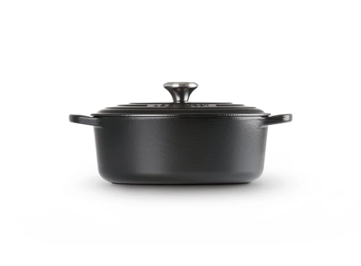 Le-Creuset-ovale-kookpot-27cm-Mat-Zwart