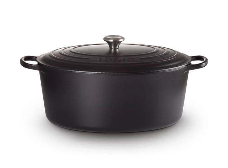 Le-Creuset-ovale-kookpot-40cm-Mat-Zwart