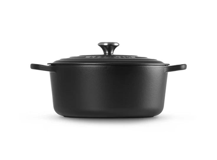 Le-Creuset-ronde-kookpot-30cm-Mat-Zwart