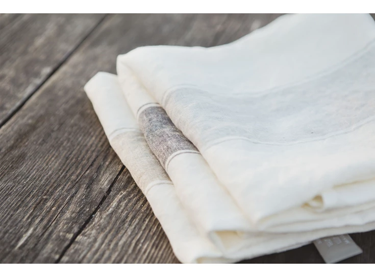 Libeco-Ajaccio-theedoek-70x70cm-grijs