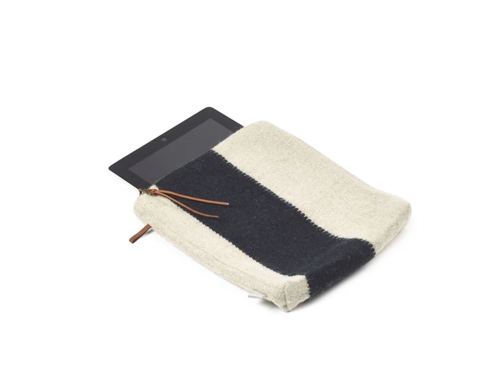 Libeco-Foundry-etui-23x28cm-black-stripe