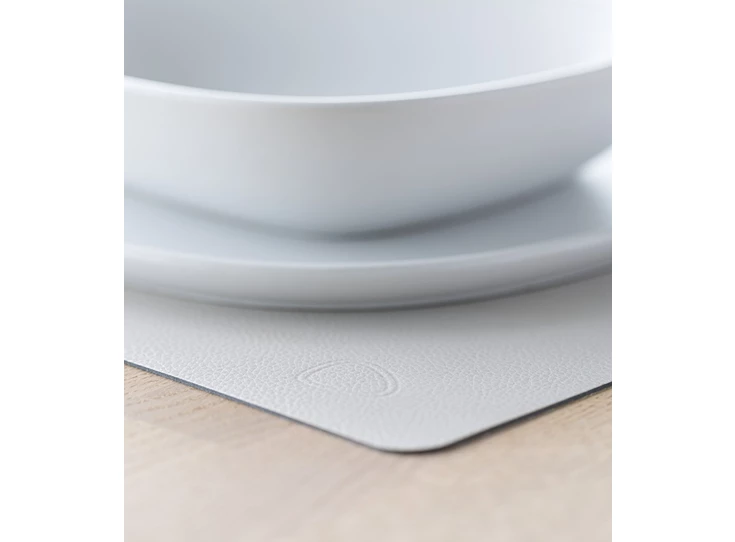Lind-Serene-placemat-square-35x45cm-cream
