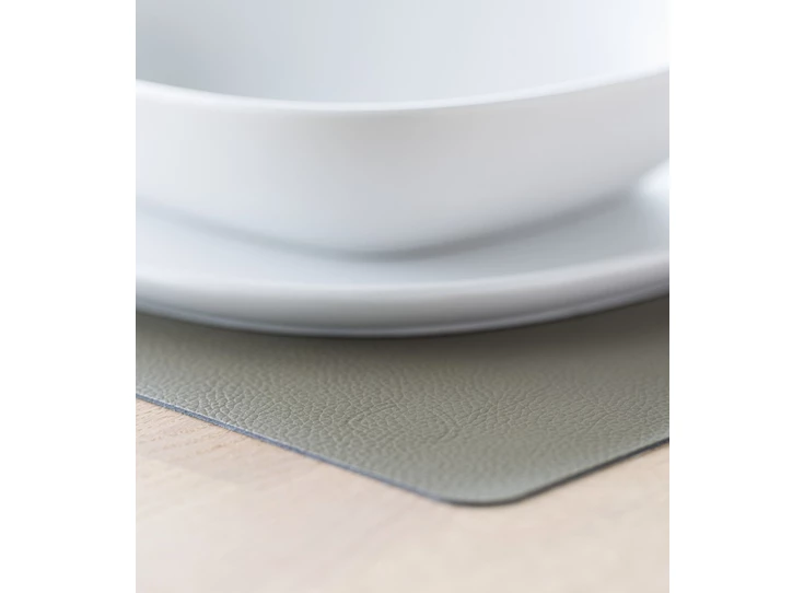 Lind-Serene-placemat-square-35x45cm-moss