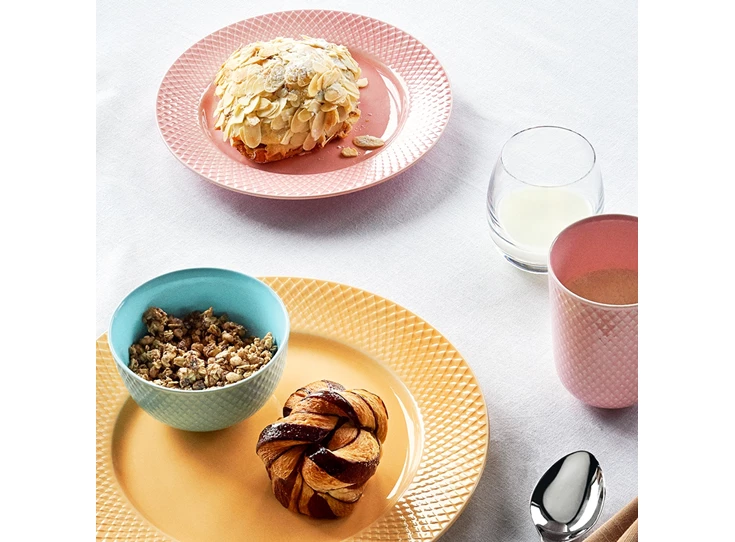 Lyngby-Rhombe-Color-plat-bord-21cm-roze