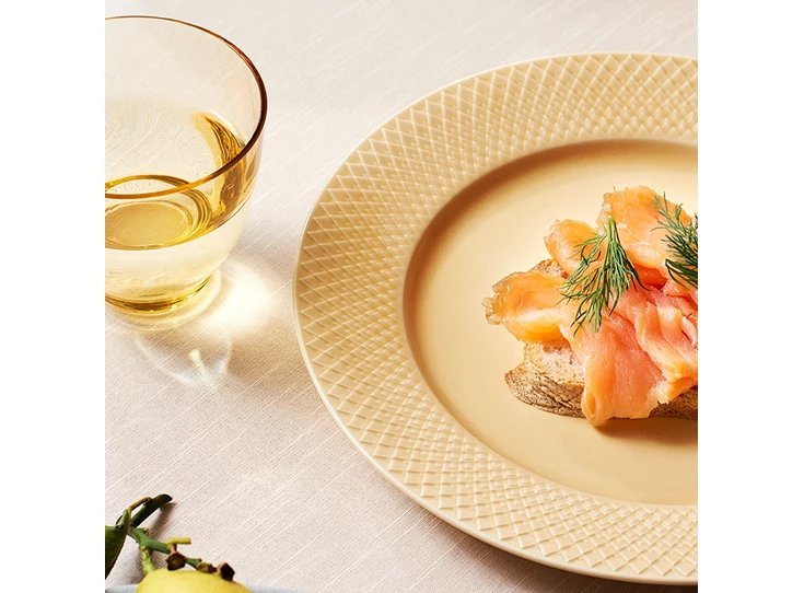 Lyngby-Rhombe-Color-plat-bord-27cm-sand