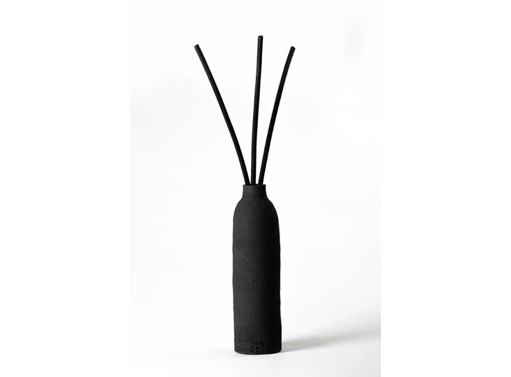 Mon-Dada-Terra-diffuser-large-preto-black-sea
