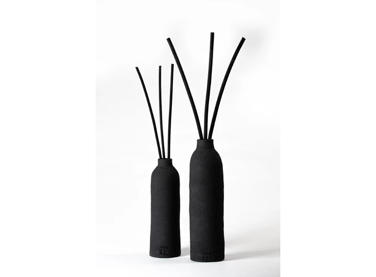 Mon-Dada-Terra-diffuser-large-preto-black-sea