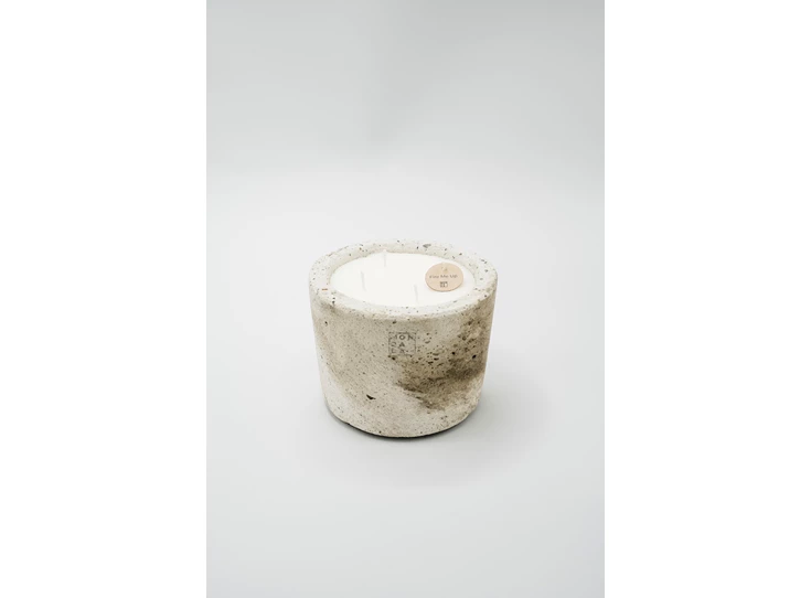 Mon-Dada-Urban-Candle-ecru-S-Fire-me-up