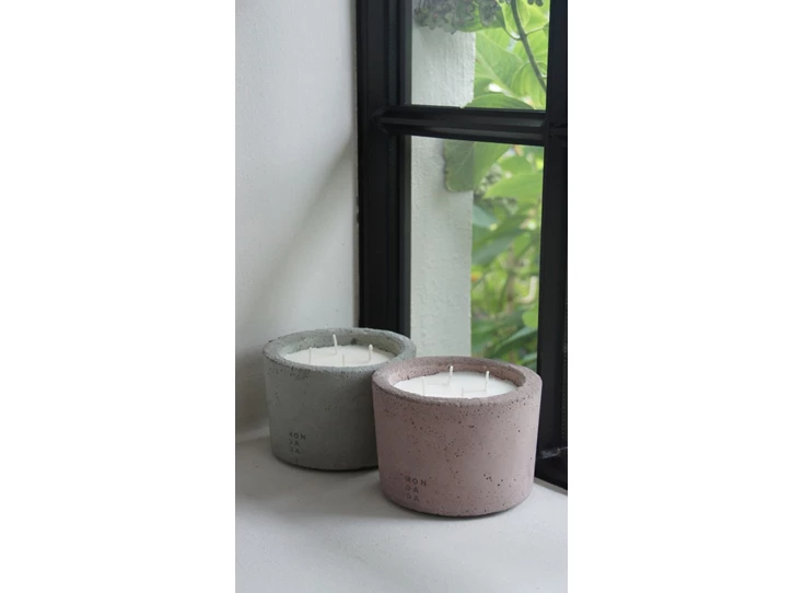 Mon-Dada-Urban-indoor-kaars-clay-S-Down-to-Earth