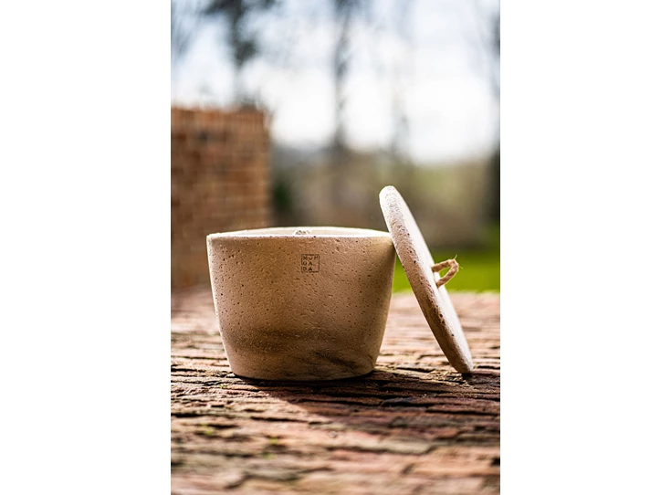 Mon-Dada-Urban-Outdoor-kaars-ecru-XL-neutraal