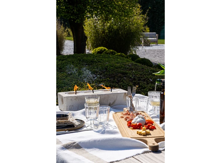 Mon-Dada-Urban-Outdoor-kaars-grijs-rechthoekig-neutraal