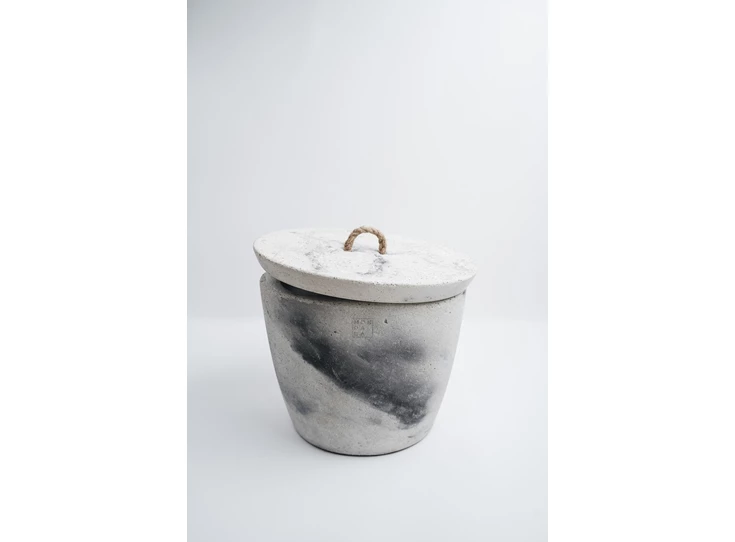 Mon-Dada-Urban-Outdoor-kaars-grijs-XL-neutraal