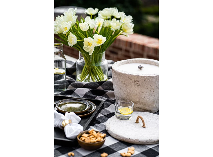 Mon-Dada-Urban-Outdoor-kaars-grijs-XL-neutraal