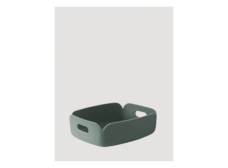 Muuto-Restore-lage-mand-dusty-green