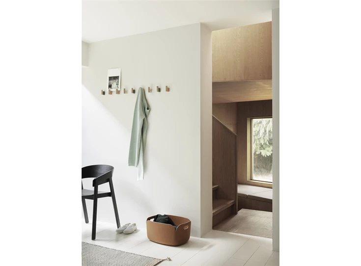 Muuto-Restore-mand-burnt-orange
