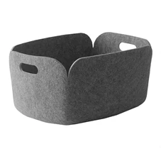 Muuto-Restore-mand-grey